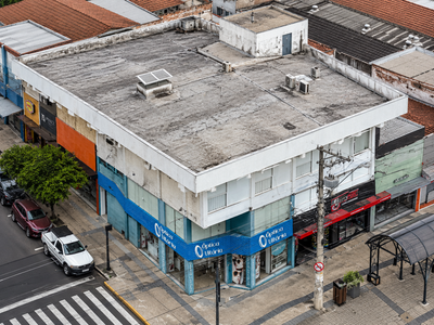 VENDO PRÉDIO CALÇADÃO BAURU
